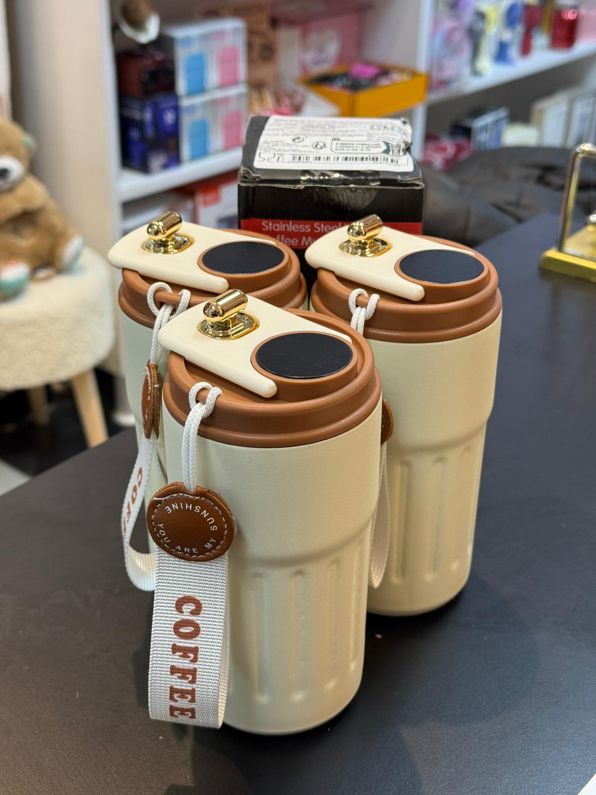 Dijital Göstergeli Termos