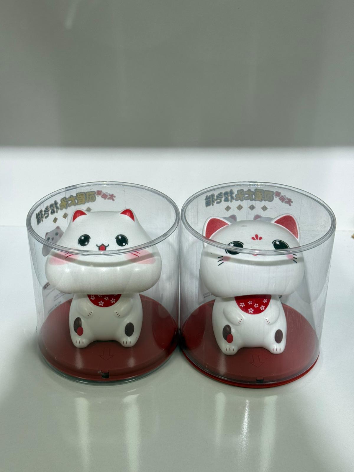 Güneş Enerjili Sallanan Kedi